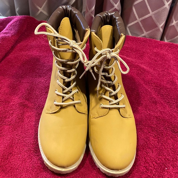 Charlotte Russe Shoes - Charlotte Russe Rubber Soled Suede-Like Chunky Lace-Up Boots, Size 11